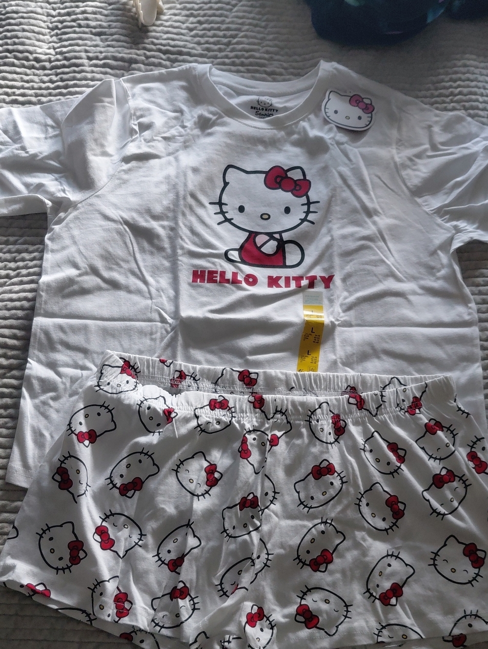 Hello Kitty White and Red Girls' Short Pajama Set